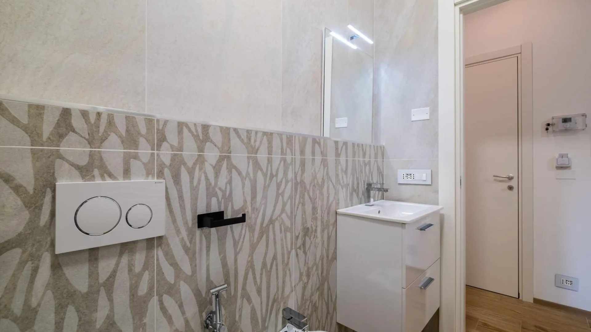 Homeby, Due Agosto Suites Bologna
